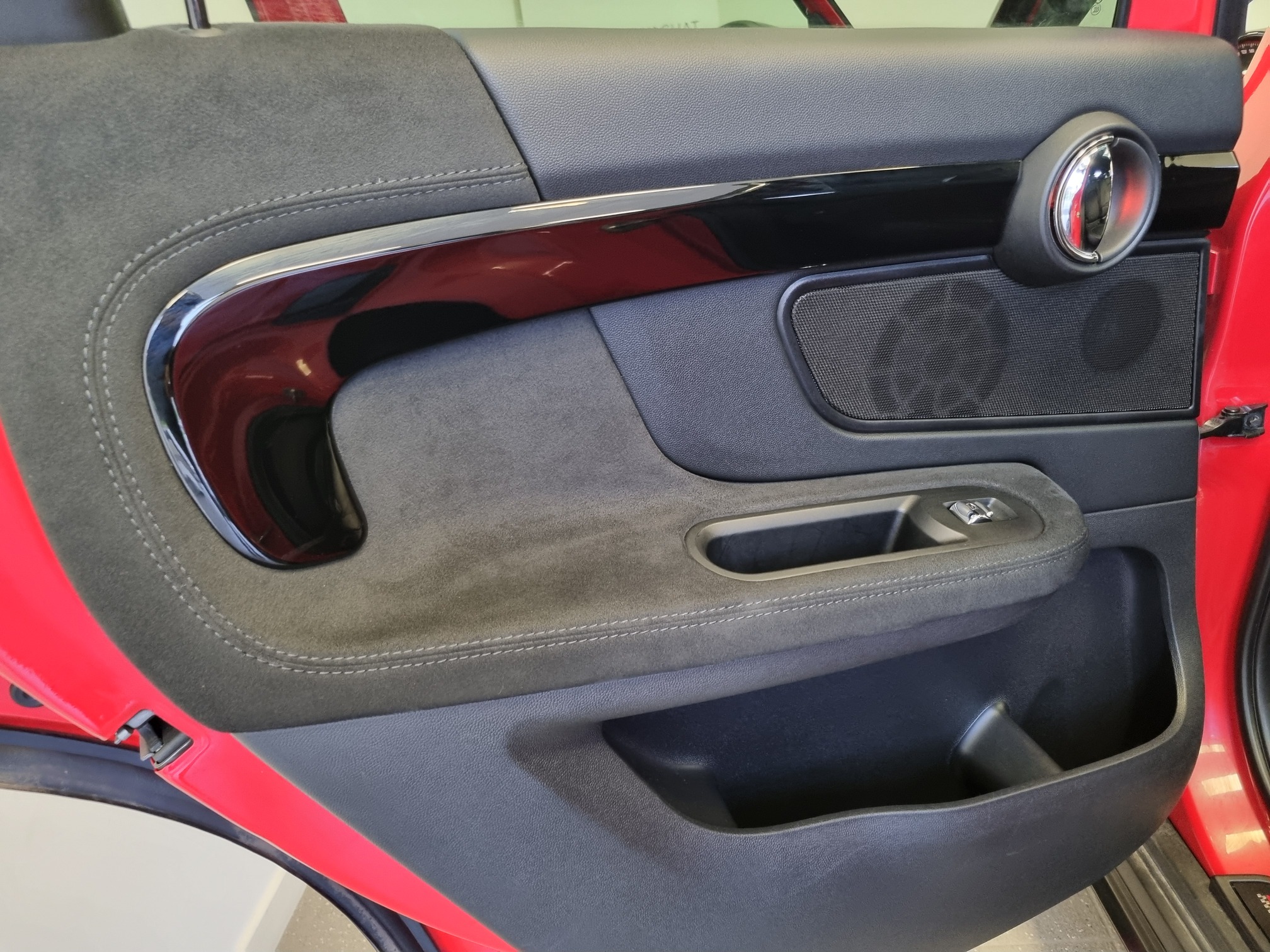 Mini Countryman — 32