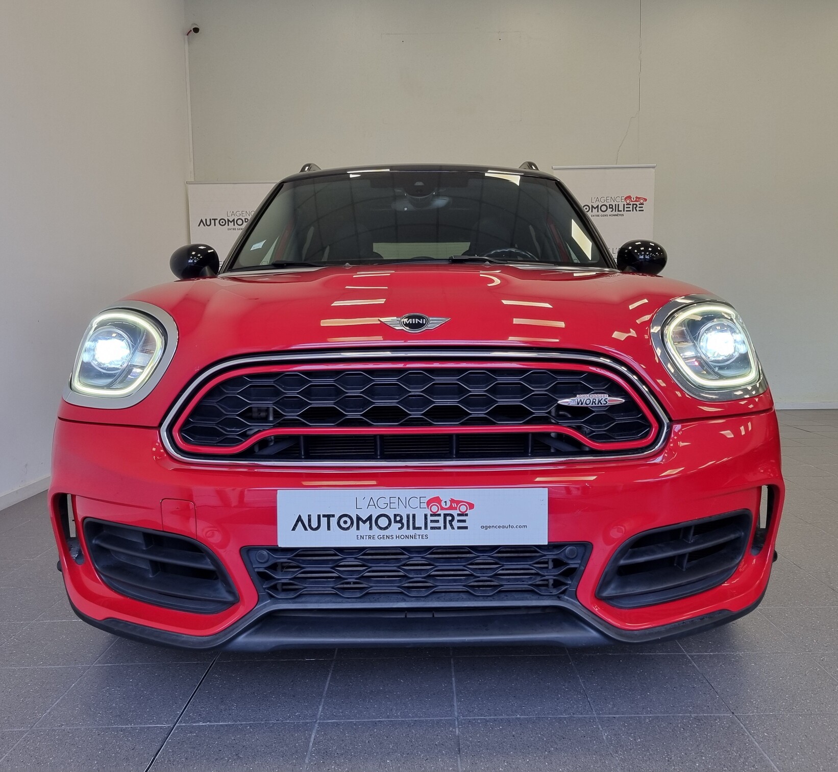 Mini Countryman — 8