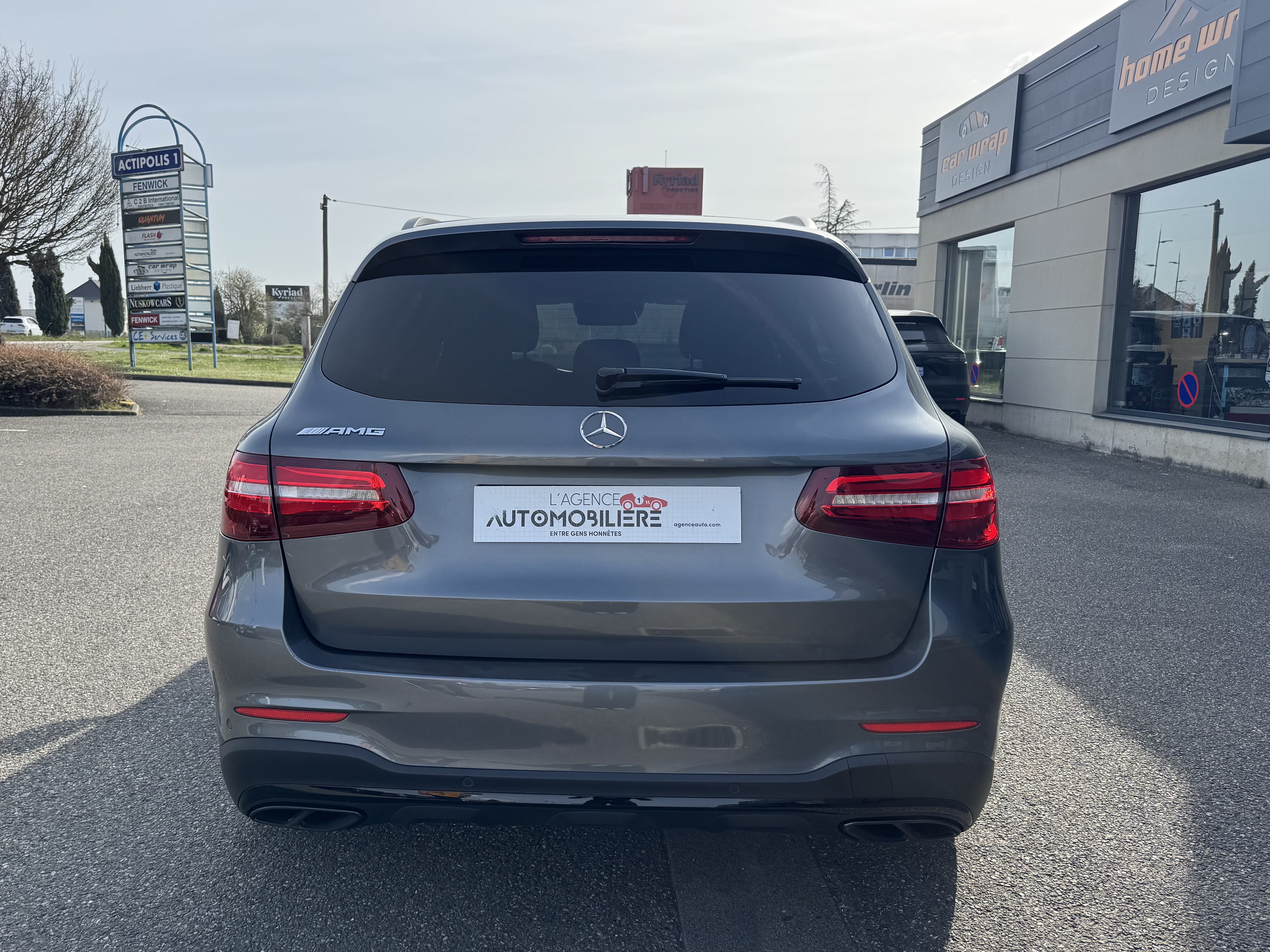 Mercedes GLC — 4