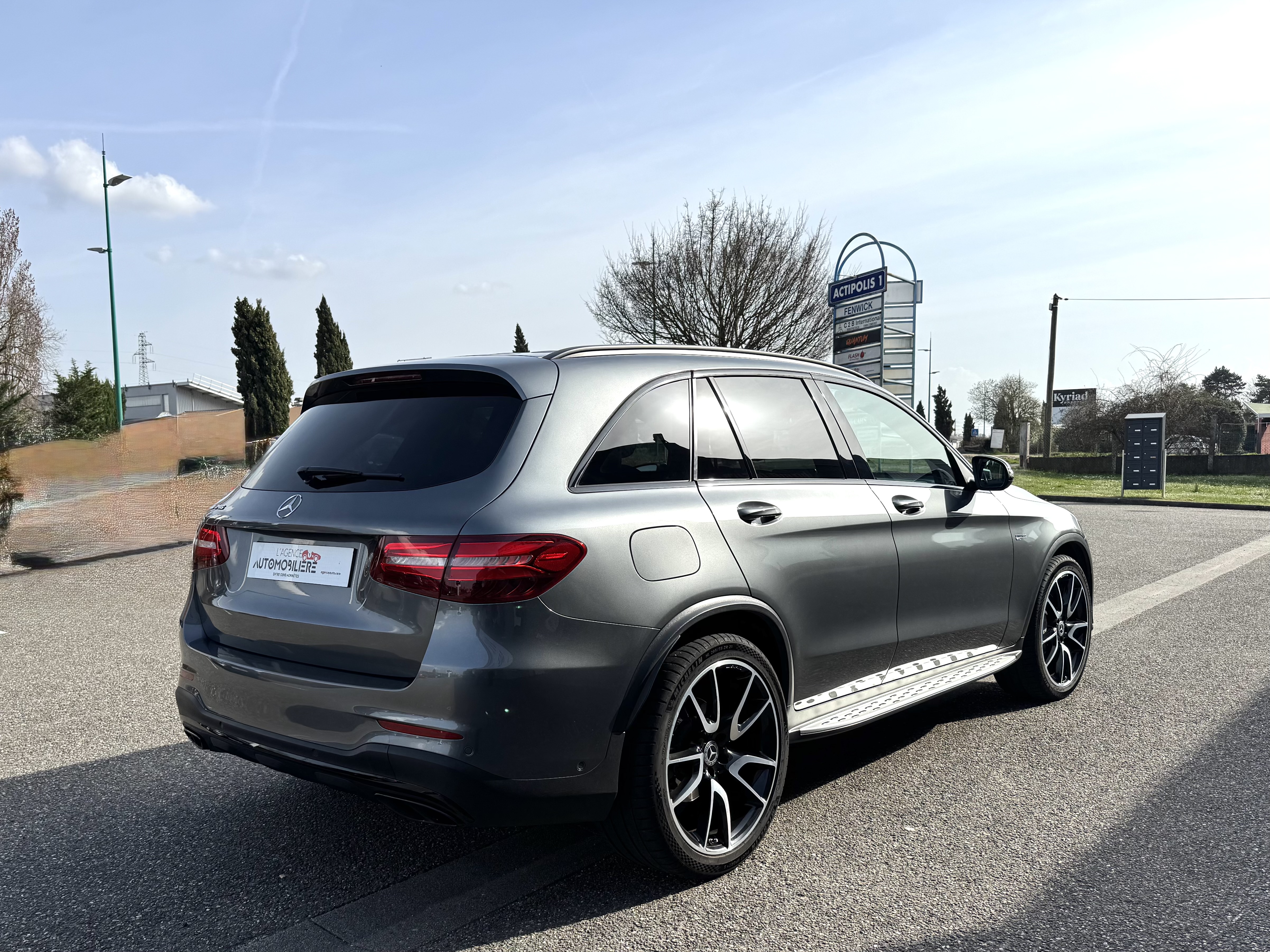 Mercedes GLC — 5