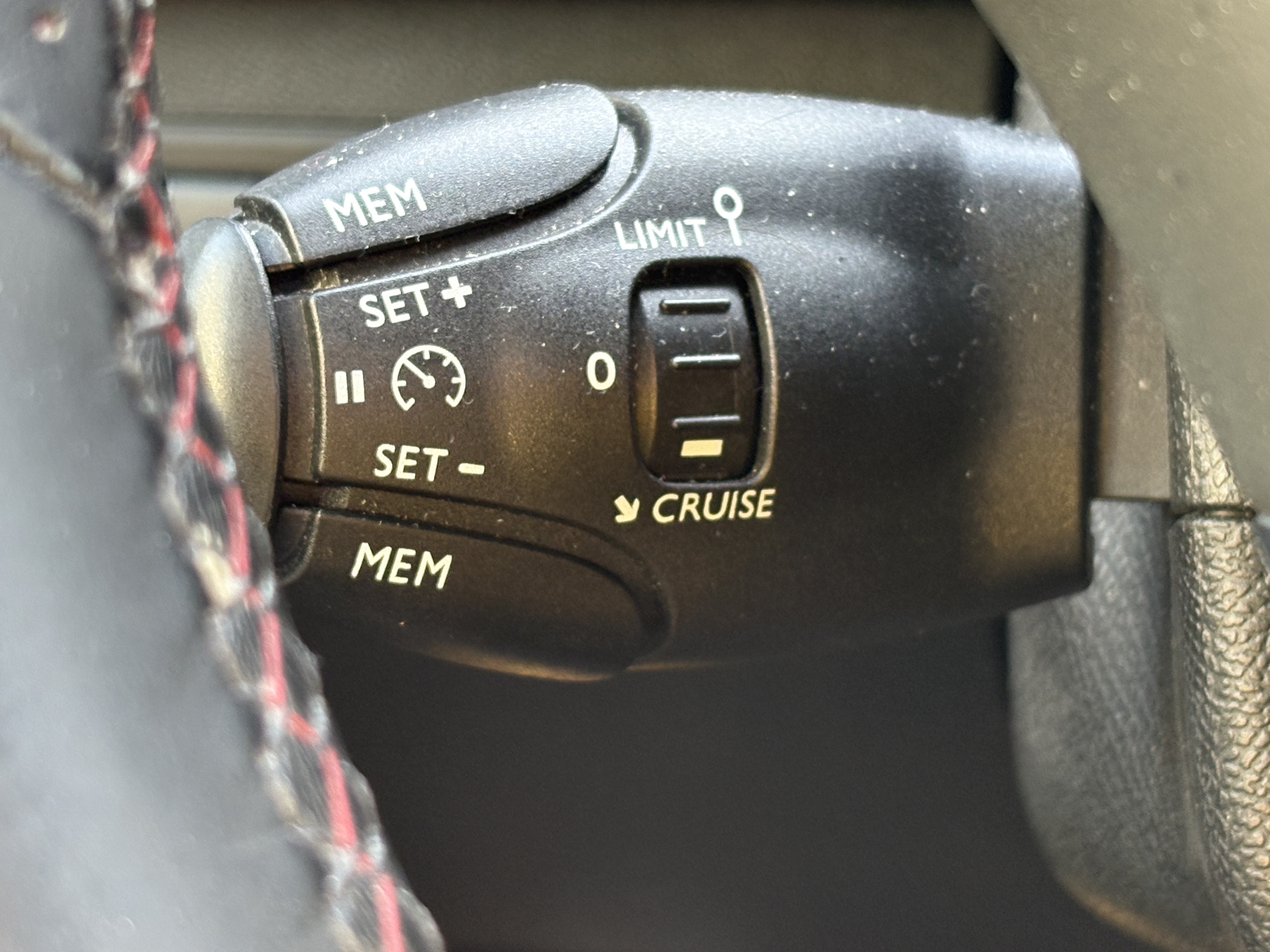 Peugeot 308 — 15