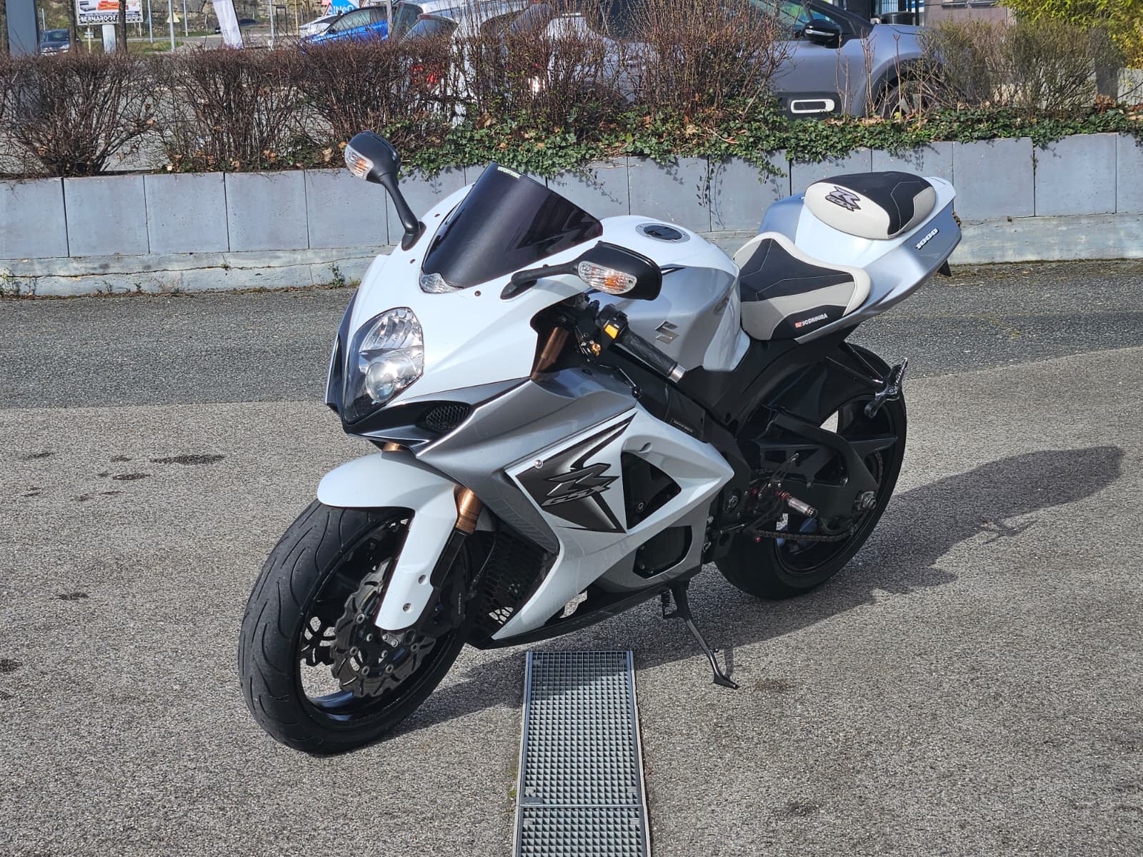 Suzuki GSXR 1000 — 4