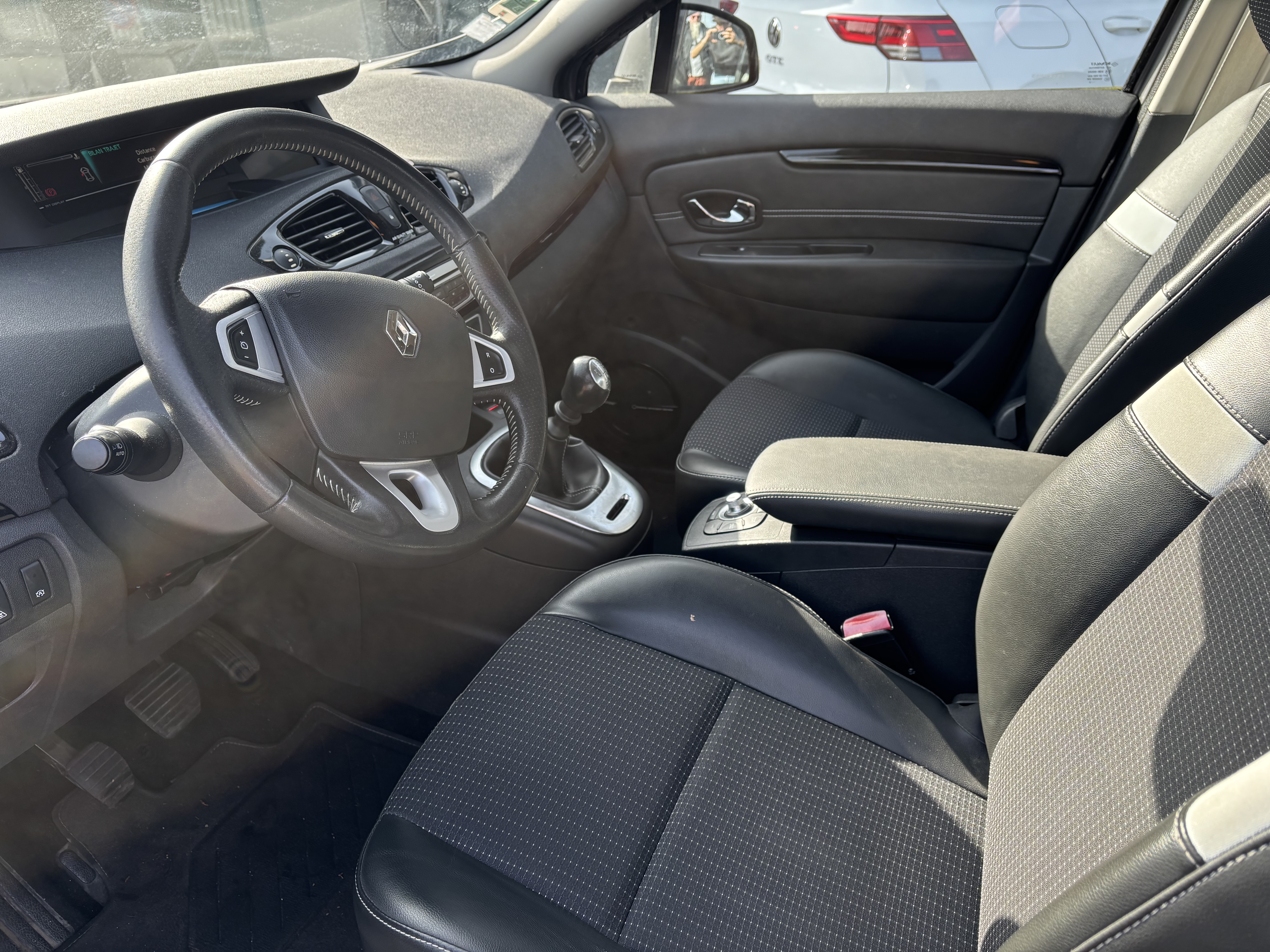 Renault Scenic 3 — 9