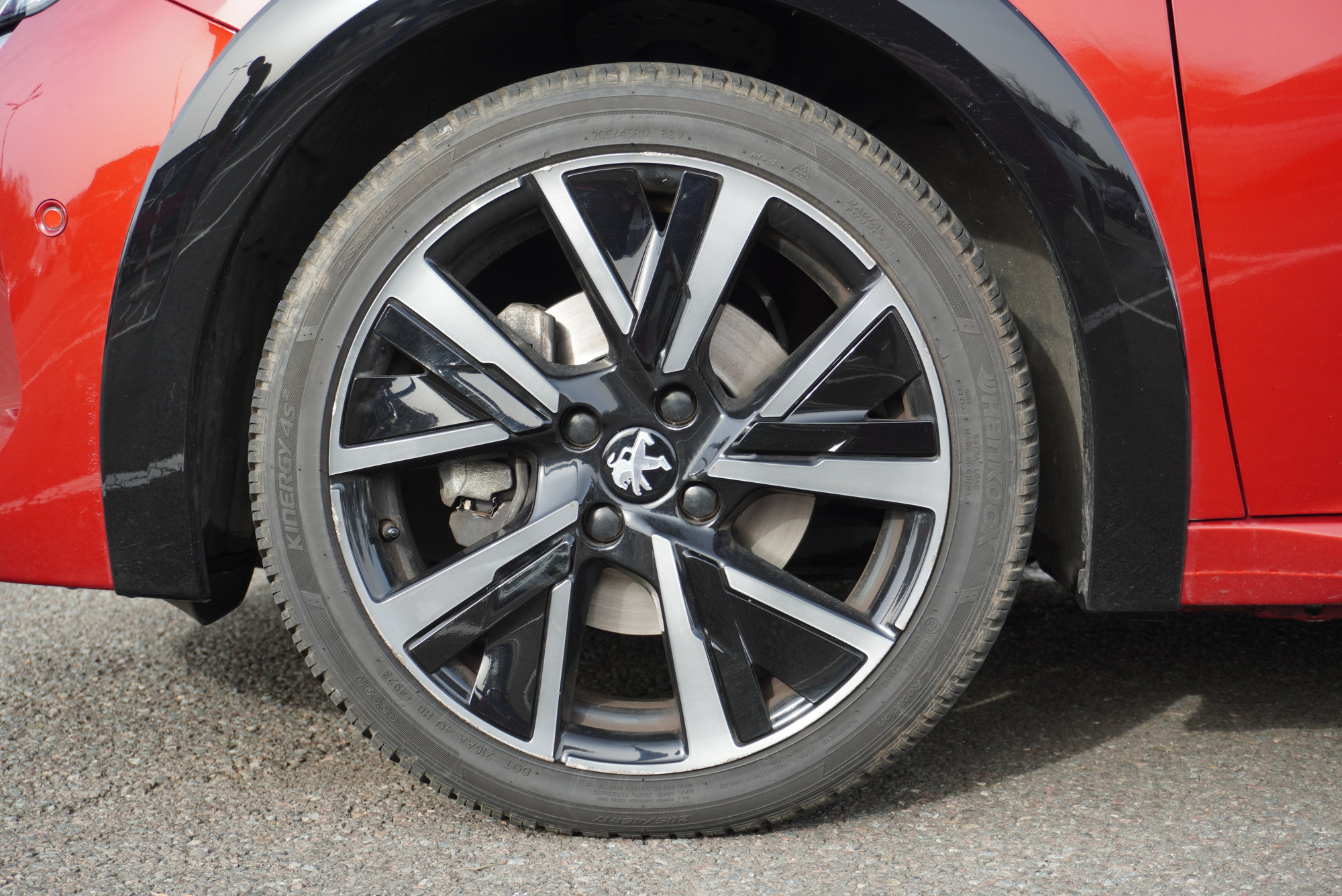 Peugeot 208 — 34