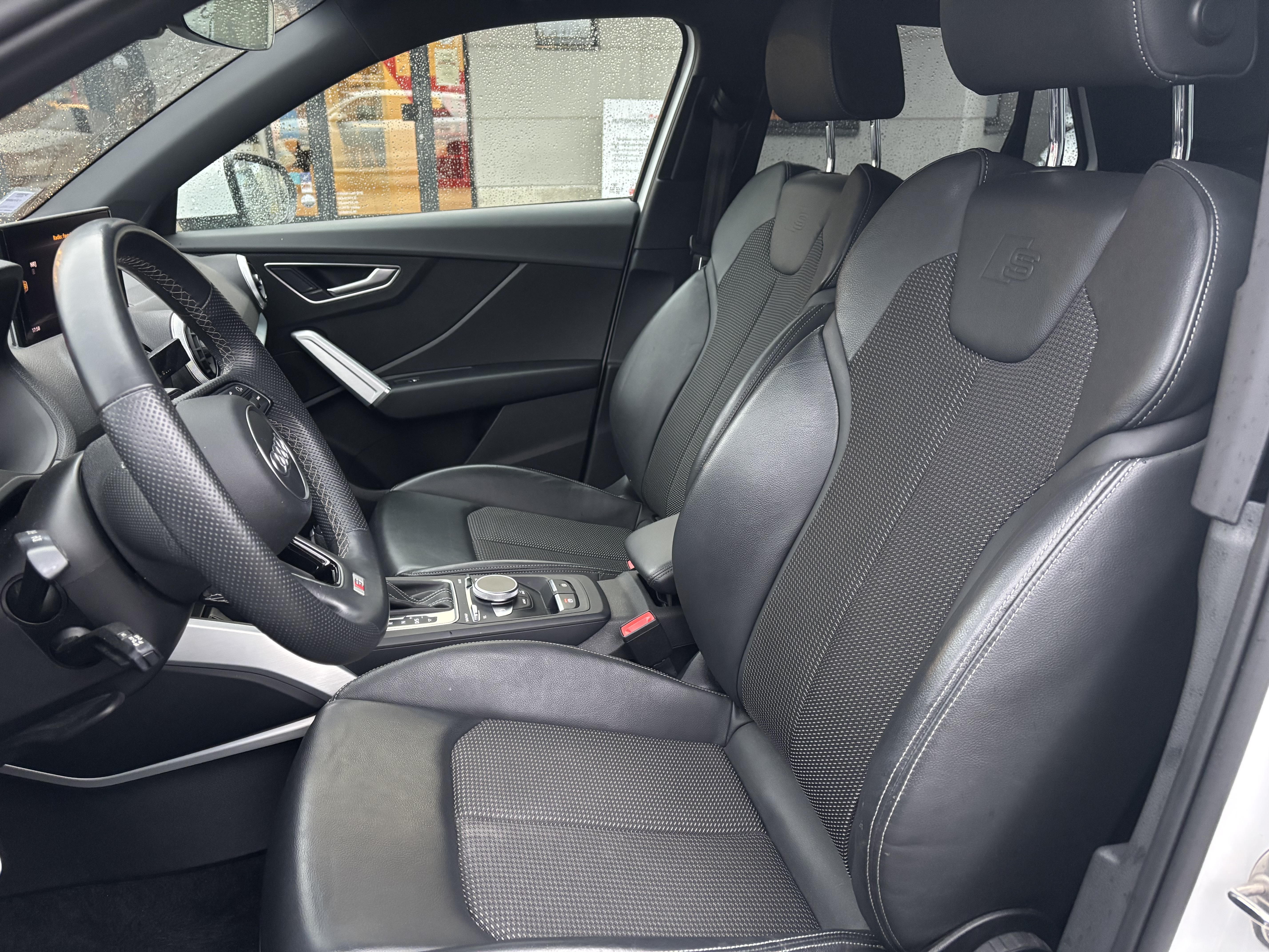 Audi Audi Q2 — 10