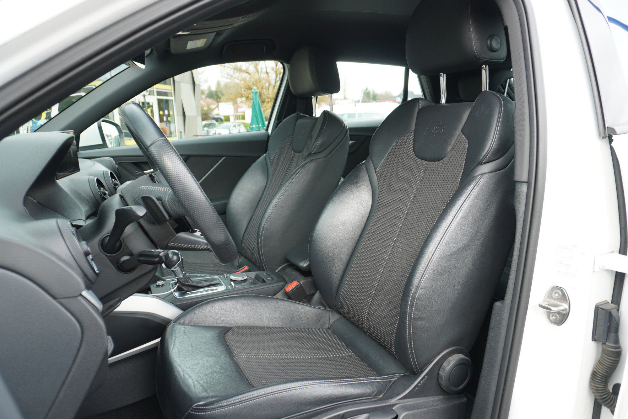 Audi Q2 — 10