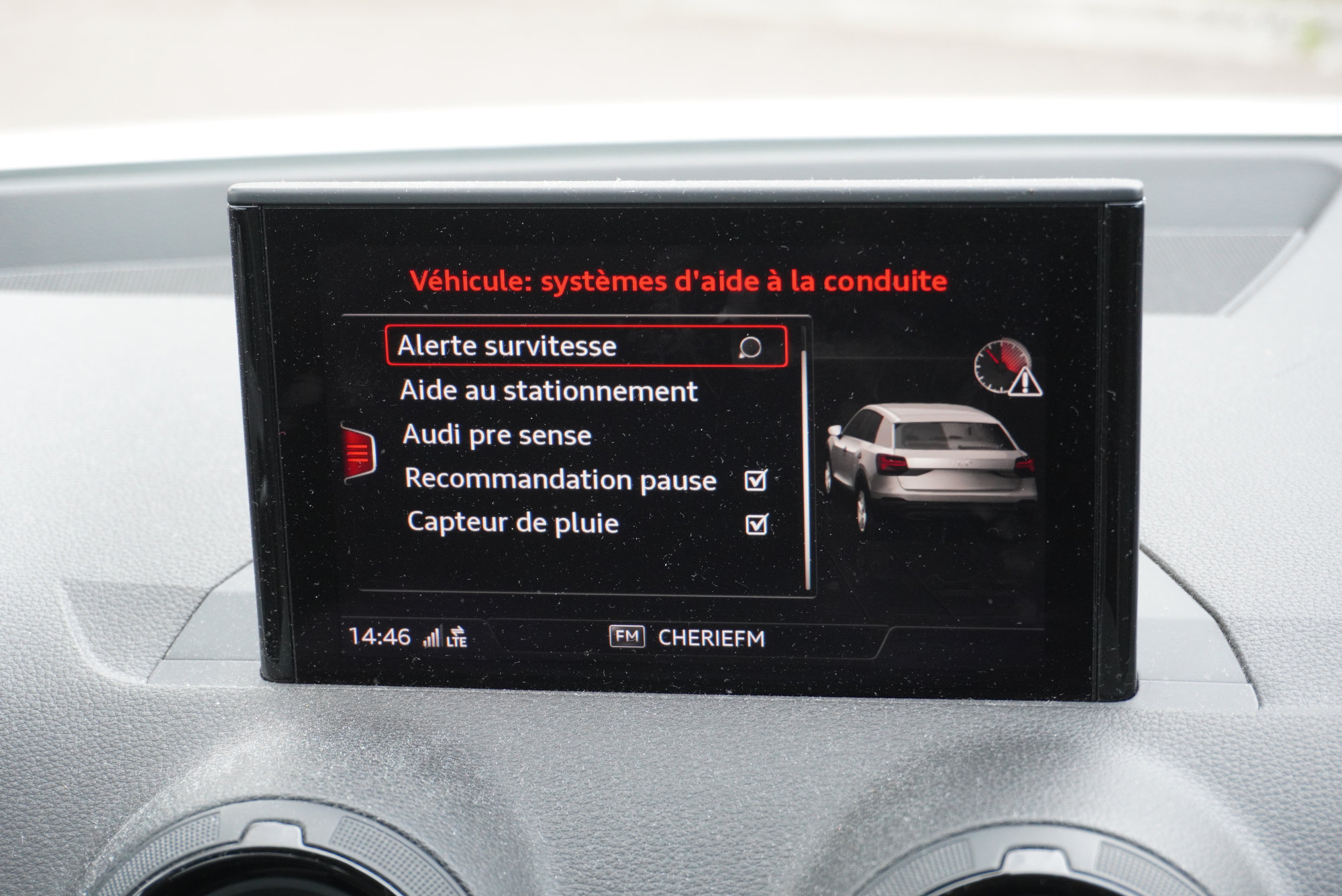 Audi Q2 — 18