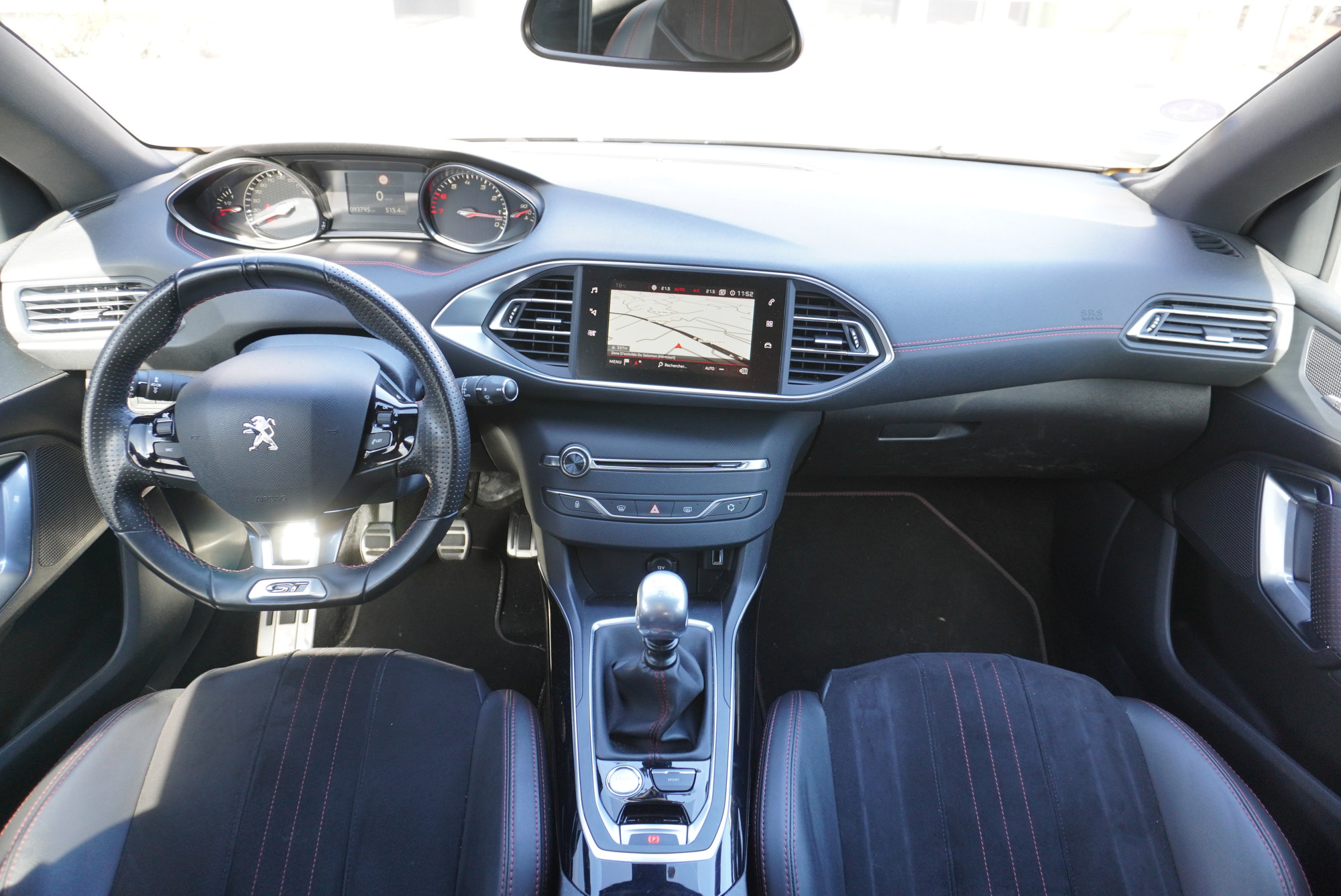 Peugeot 308 — 16