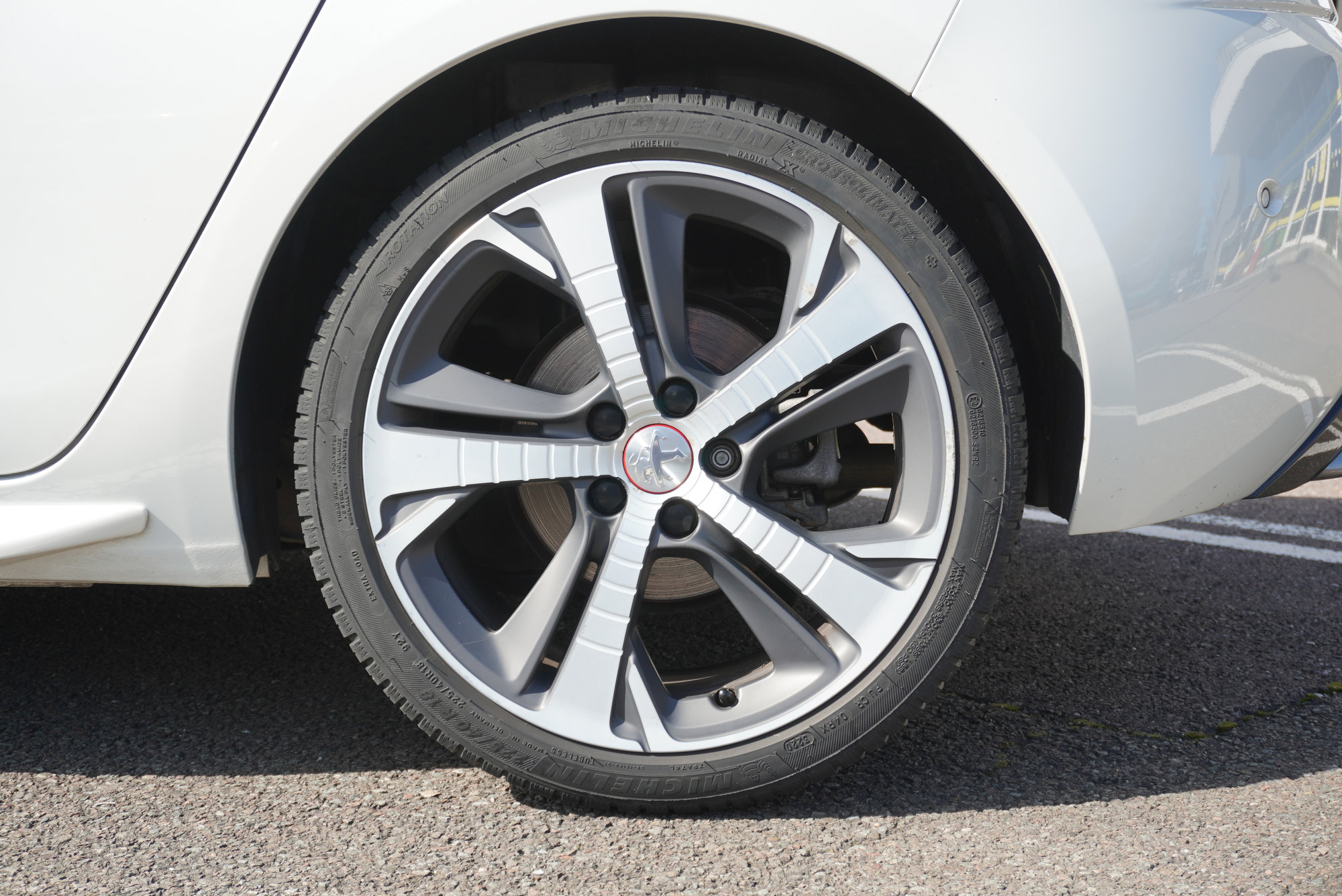 Peugeot 308 — 40