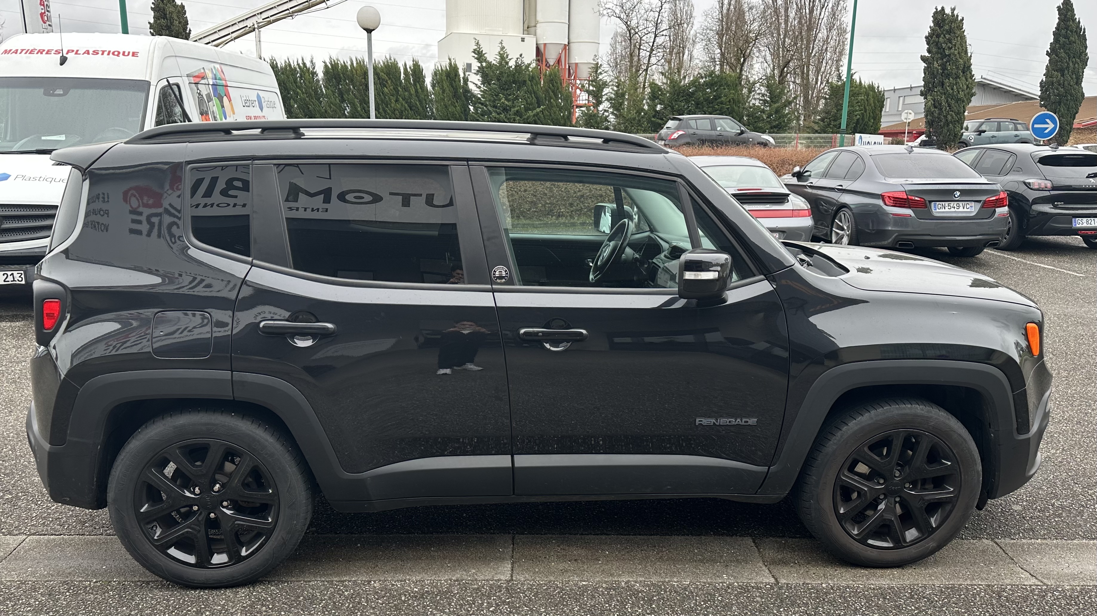 Jeep Renegade — 6