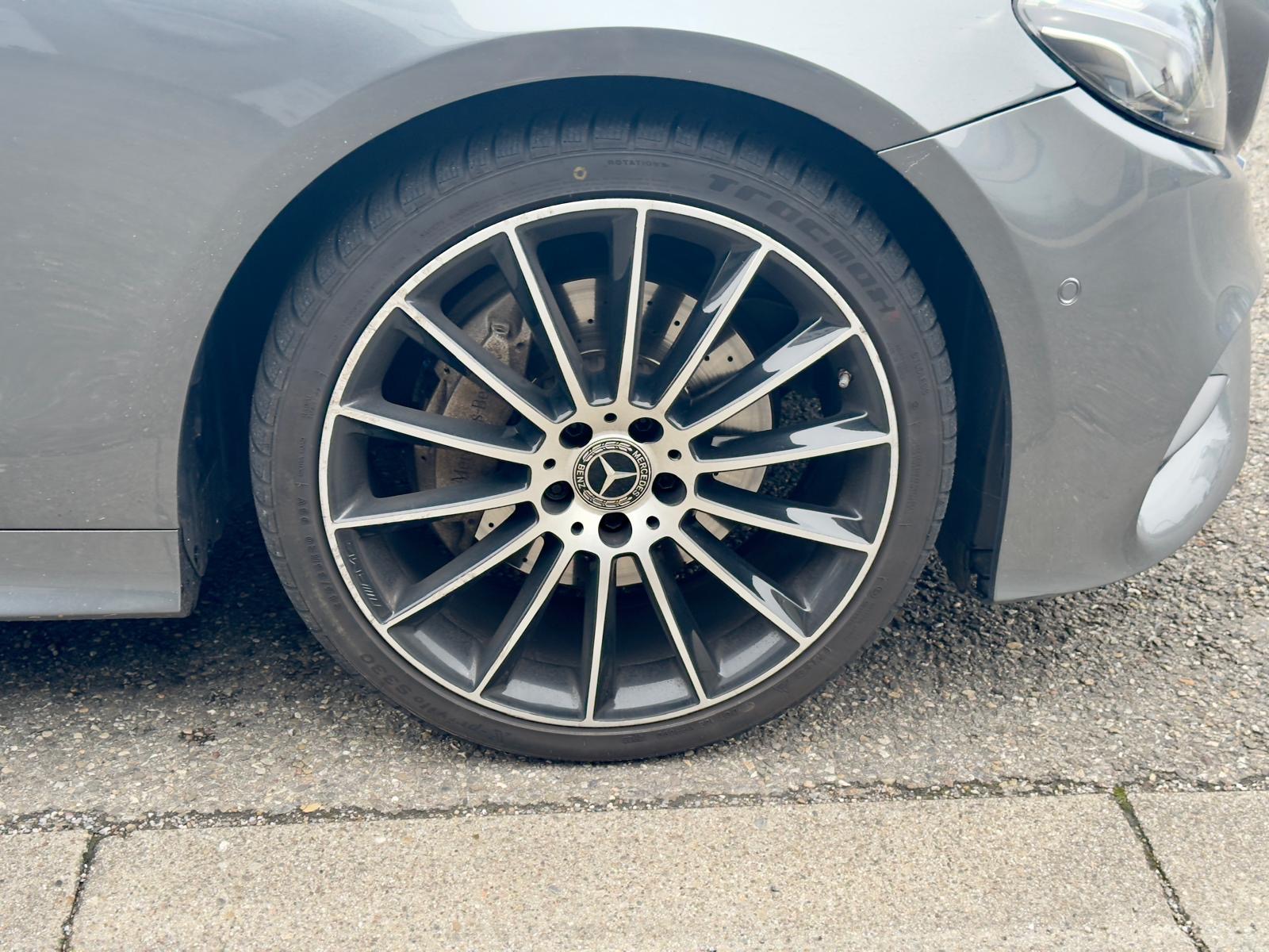 Mercedes Classe E — 15