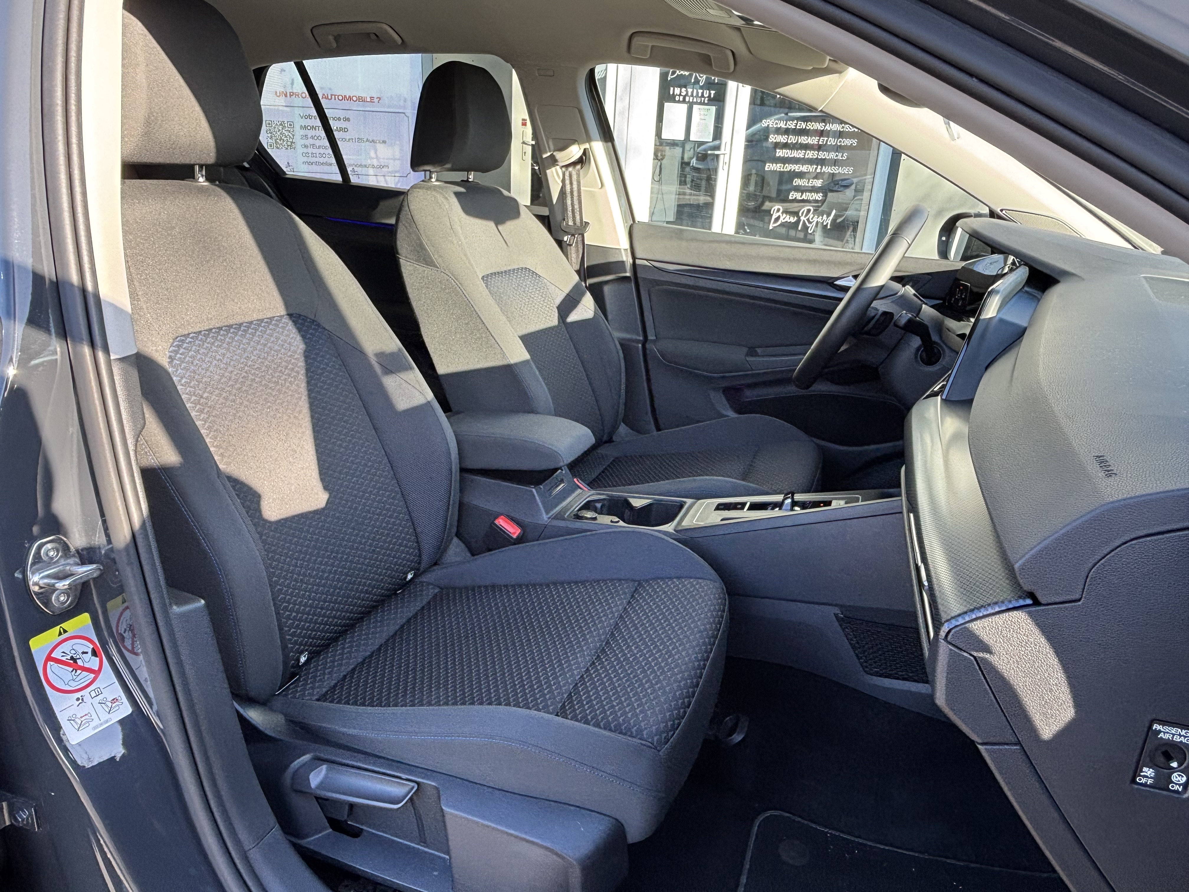 Volkswagen Golf — 17