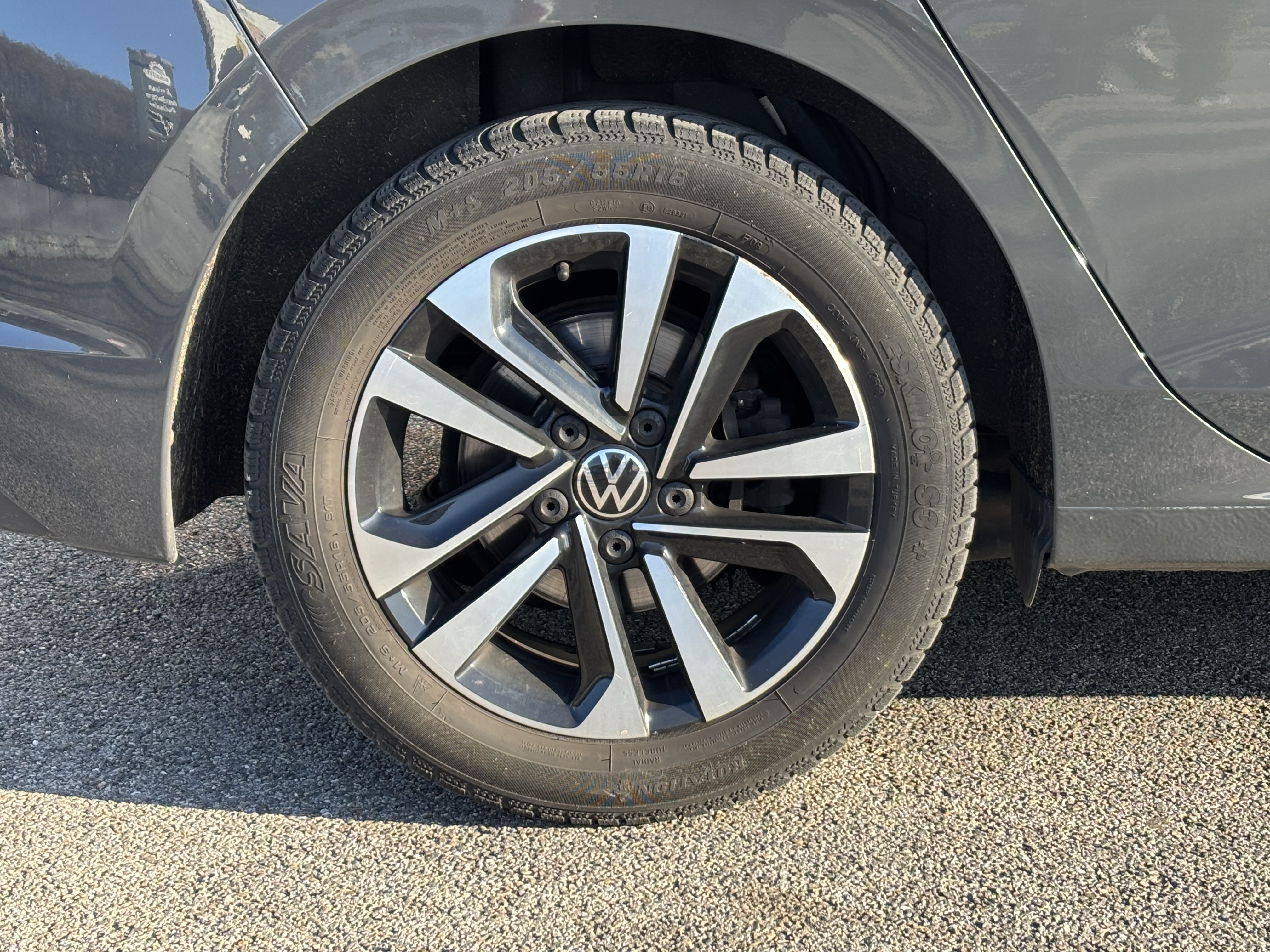 Volkswagen Golf — 30