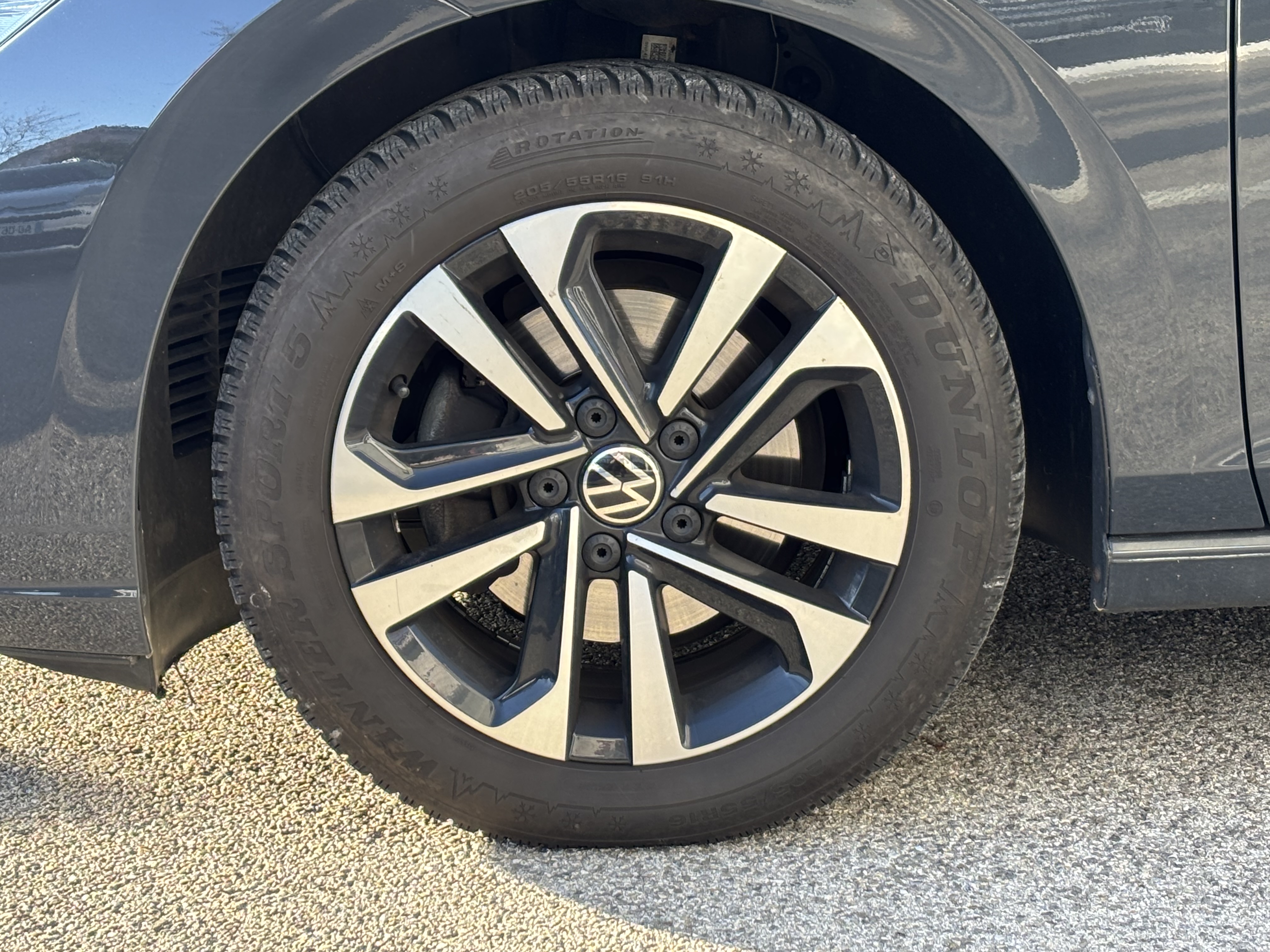 Volkswagen Golf — 31