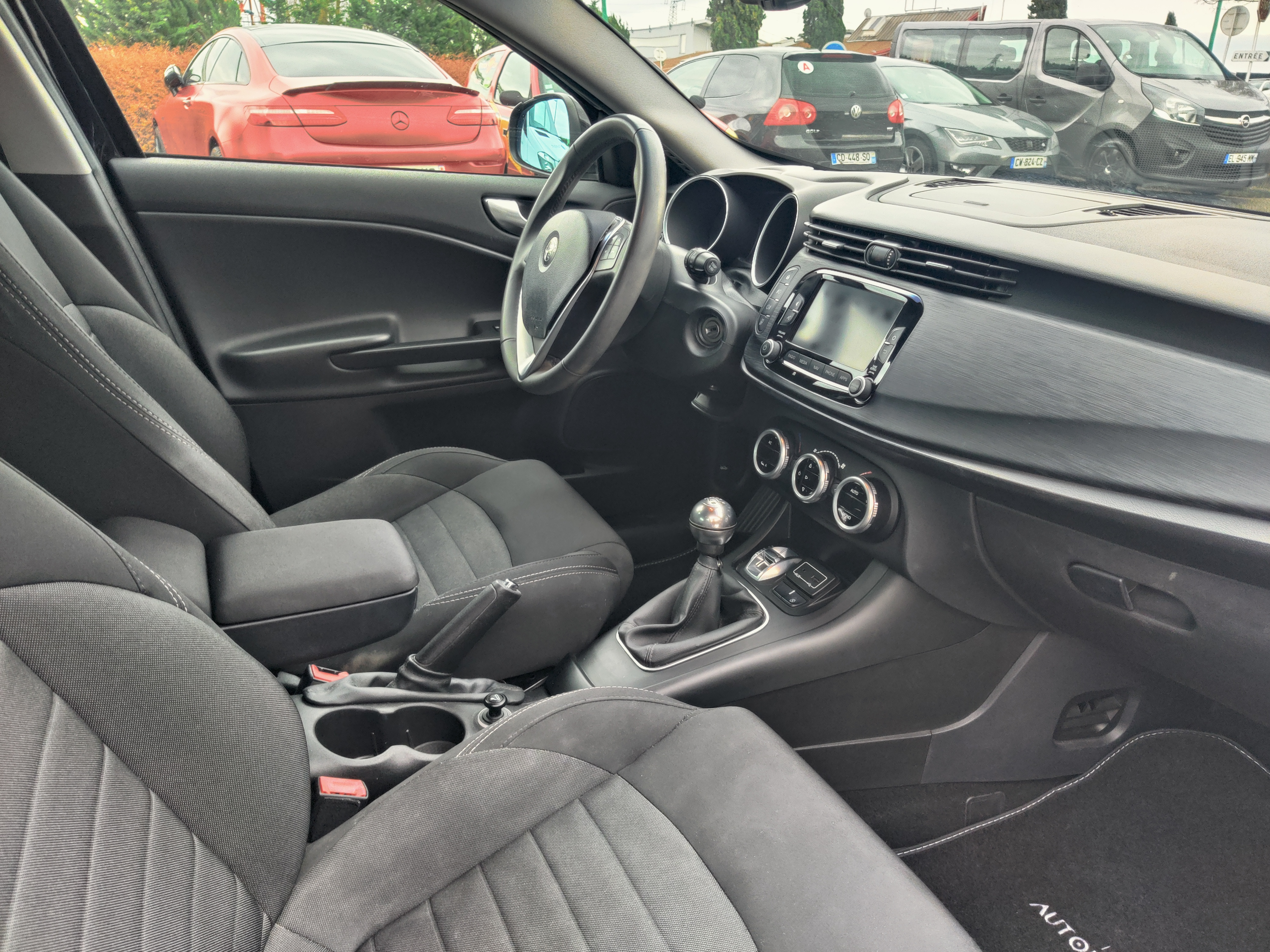 Alfa Romeo Giulietta — 9