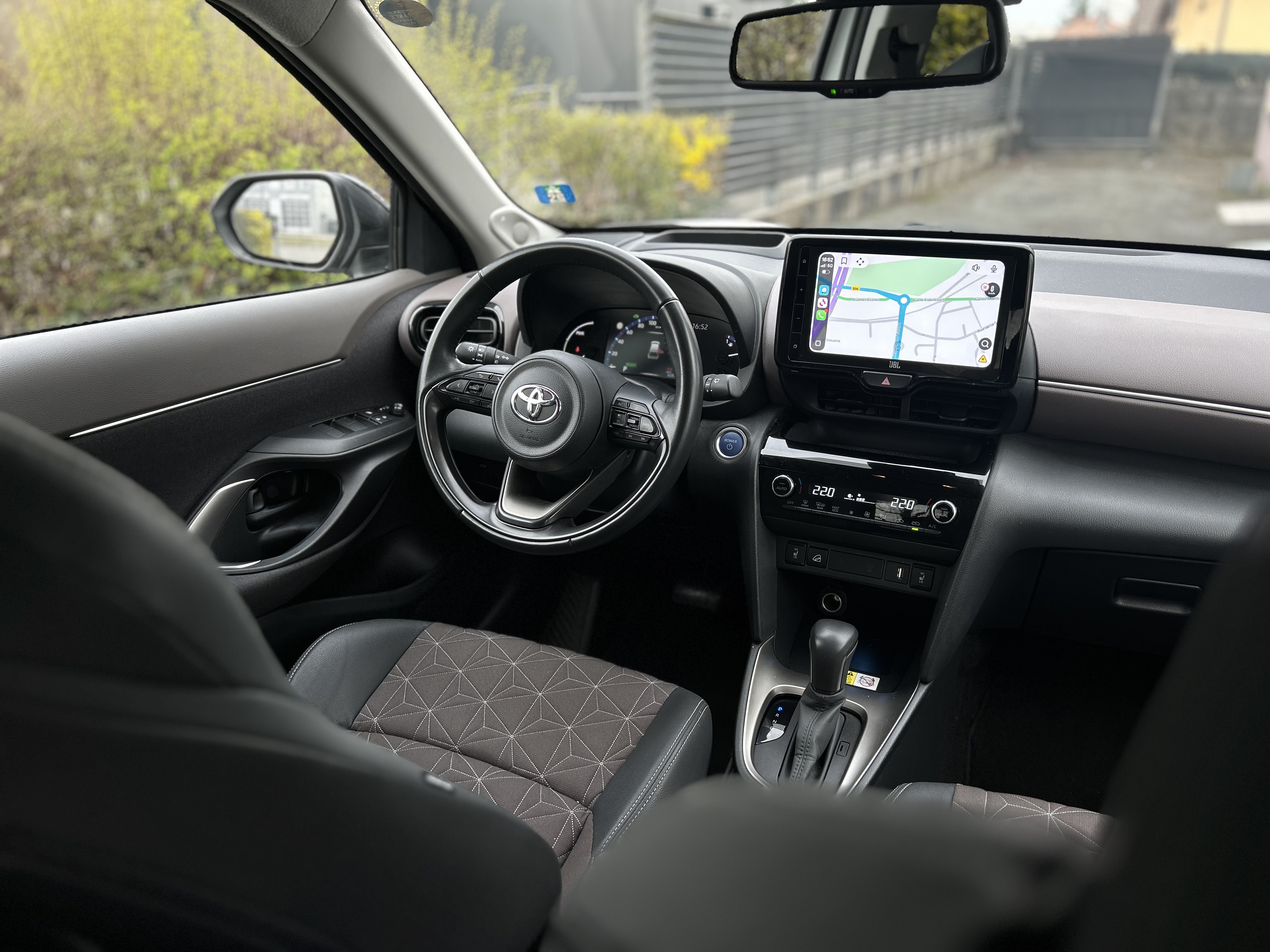 Toyota Yaris Cross — 32