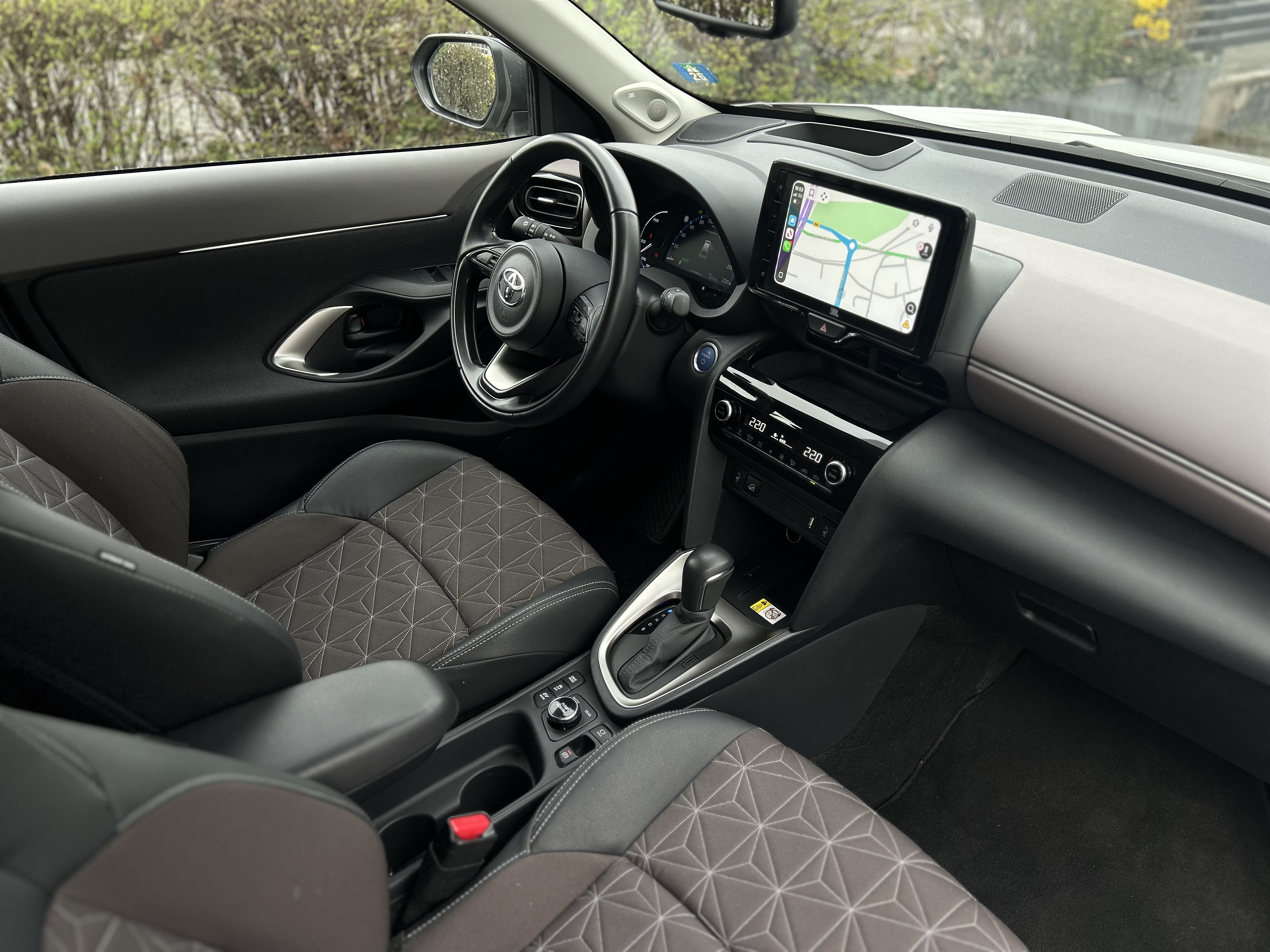 Toyota Yaris Cross — 16