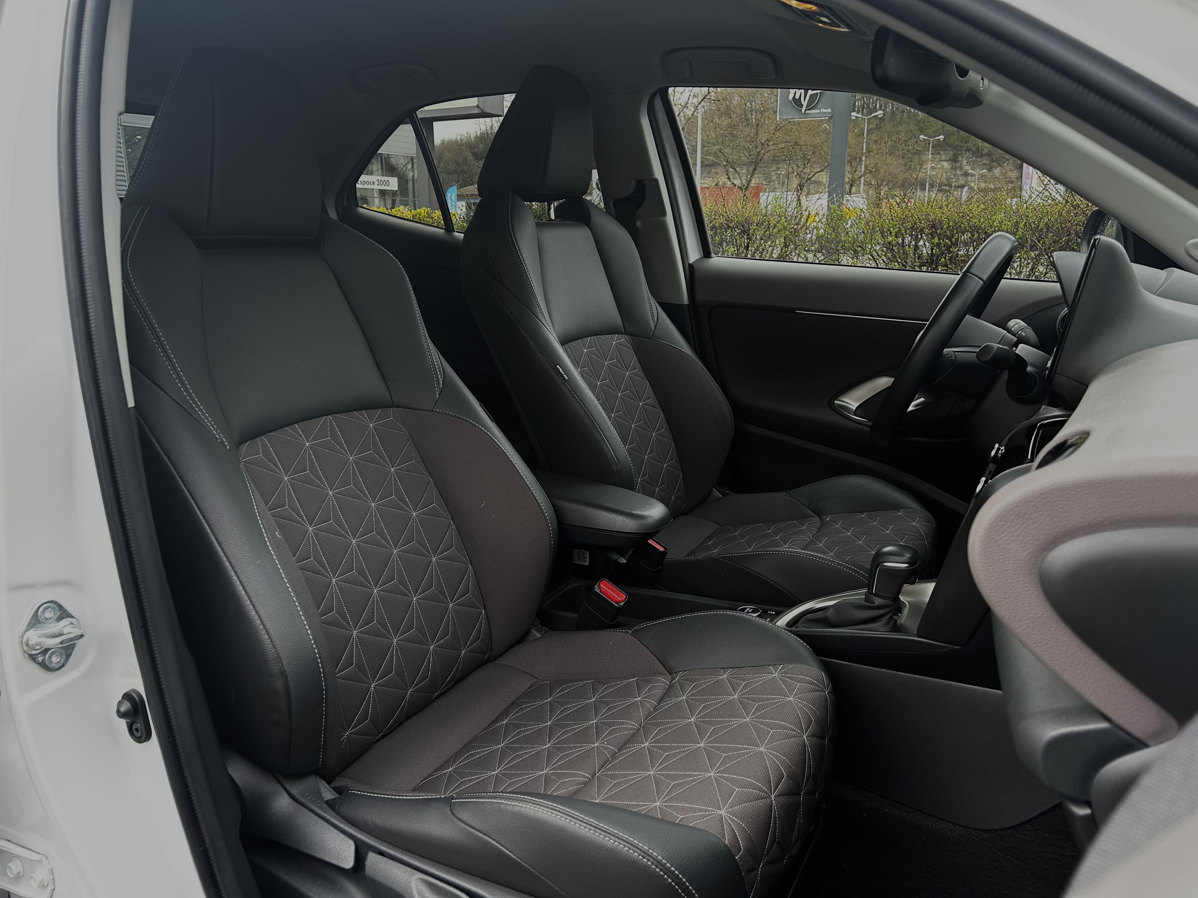 Toyota Yaris Cross — 17