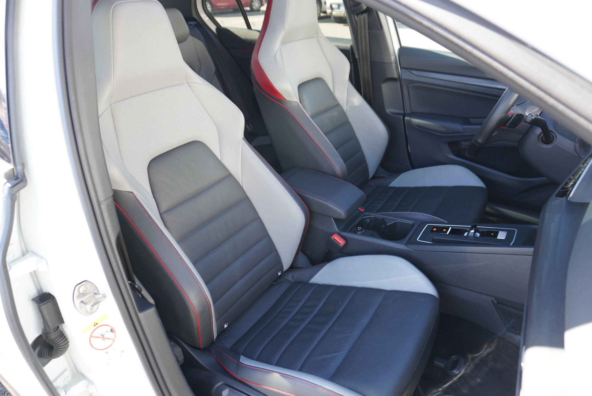 Volkswagen Golf — 13